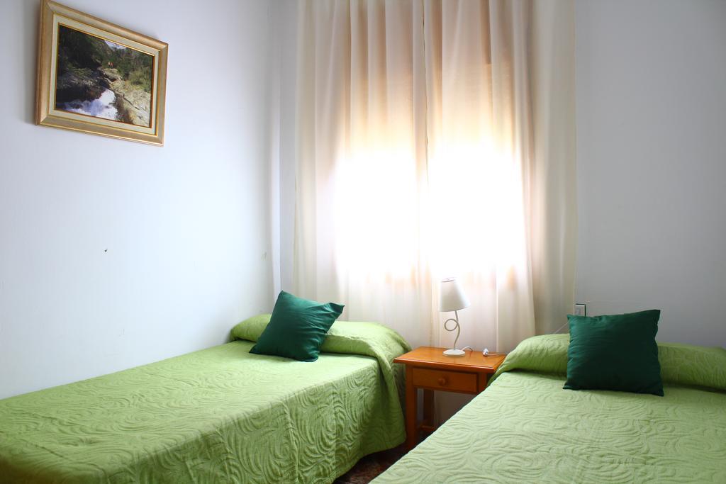 Residencial Los Robles Arroyo Frio Zimmer foto